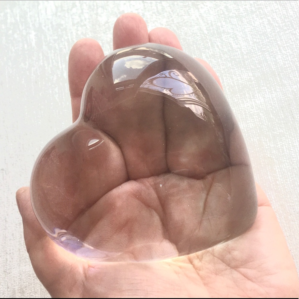 large puff heart crystal glass paperweight